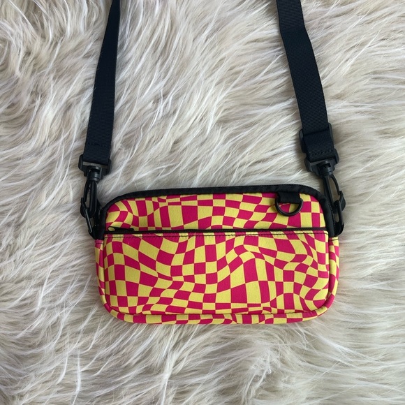 SP Silicon Power Retro Checkerboard Cross Body Purse - Picture 3 of 7
